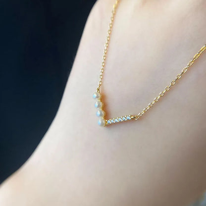 Silver V-shaped Pearl Zircon Necklace