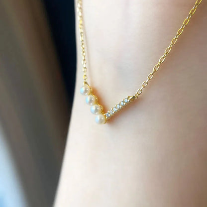 Silver V-shaped Pearl Zircon Necklace