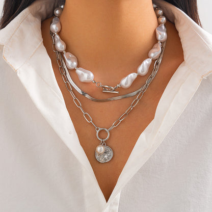 Pearl collarbone chain circular pendant multi-layer necklace