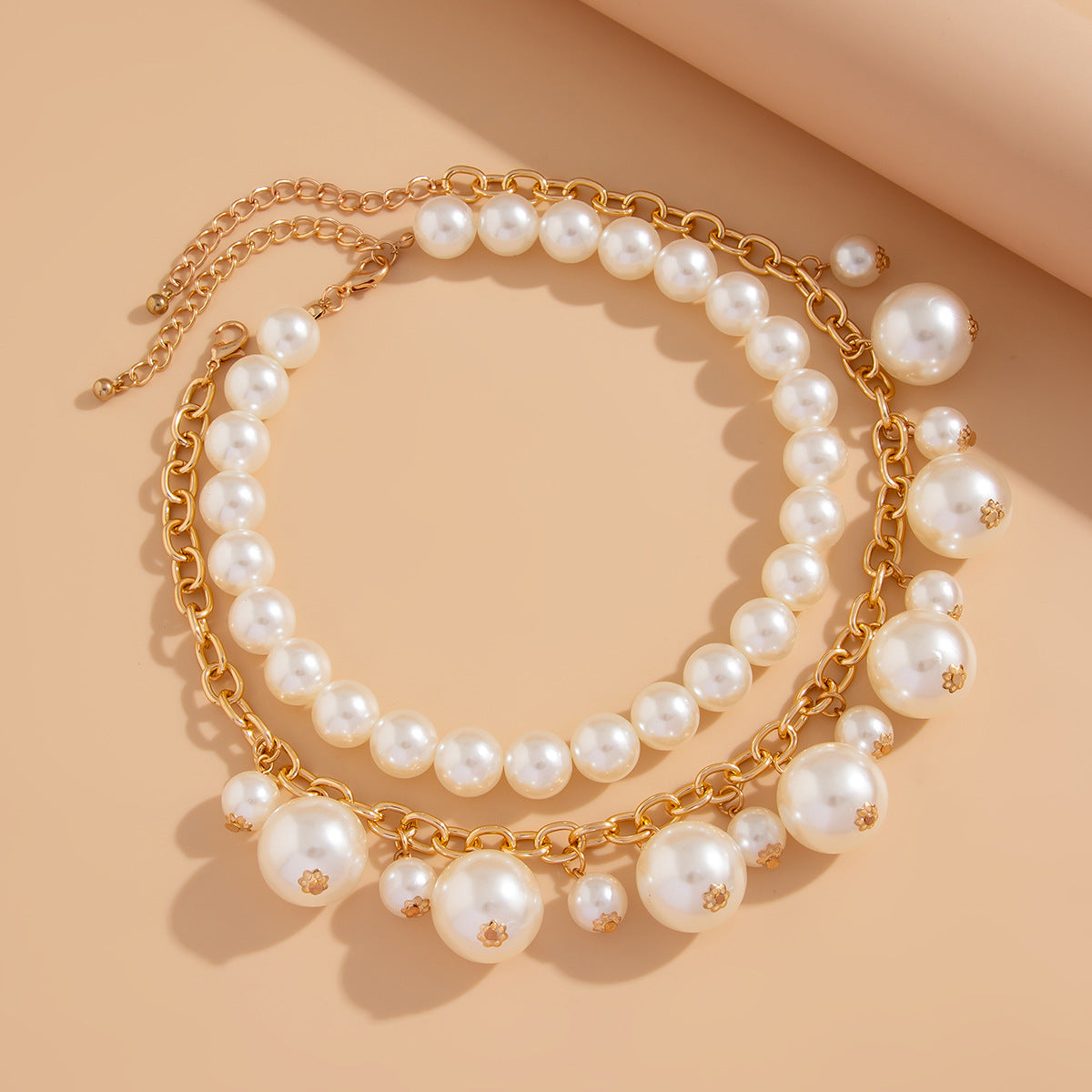 Light luxury style pearl bead pendant necklace